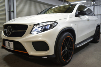 メルセデスベンツ GLE GLE350d 4Mｸｰﾍﾟ ｽﾎﾟｰﾂｵﾚﾝｼﾞｱｰﾄｴﾃﾞｨｼｮﾝ100台限定 ﾚｰﾀﾞｰｾｰﾌﾃｨP 直噴V6 ﾊﾟﾉﾗﾏｻﾝﾙｰﾌ 専用内装 AMGｴｱﾛ専用21AW ｷｰGo ACC BSM Lｷｰﾌﾟ ﾊｰﾏﾝｶｰﾄﾞﾝ 地ﾃﾞｼﾞﾅﾋﾞ360ｶﾒﾗ LEDﾍｯﾄﾞﾗｲﾄ 2年保証