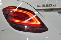 メルセデスベンツ Cクラス C220d ﾛｰﾚｳｽED 特別仕様 ｽﾎﾟｰﾂ+P ﾚｰﾀﾞｰｾｰﾌﾃｨP 後期 1ｵｰﾅｰ 194馬力 燃費18.9km MEｺﾈｸﾄ 9速 ﾋｰﾀｰ黒革 ﾌｯﾄﾄﾗﾝｸ HUD ﾃﾞｨｽﾄﾛ BSM Lﾁｪﾝｼﾞ 誤発進 AMGｴｱﾛ18AW ｷｰﾚｽGO ﾊﾟｰｸﾄﾛ LEDﾍｯﾄﾞﾗｲﾄ ﾏﾙﾁｱﾝﾋﾞｴﾝﾄ 地ﾃﾞｼﾞﾅﾋﾞ360ｶﾒﾗ 2年保証