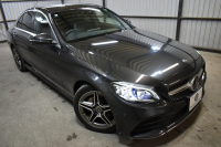 メルセデスベンツ Cクラス C220d ﾛｰﾚｳｽED 特別仕様 ﾚｰﾀﾞｰｾｰﾌﾃｨP 後期型 ﾃﾞｨｰｾﾞﾙﾀｰﾎﾞ194馬力 燃費18.9km MEｺﾈｸﾄ 9速 ﾋｰﾀｰ黒革 ﾌｯﾄﾄﾗﾝｸ HUD ﾃﾞｨｽﾄﾛ BSM Lﾁｪﾝｼﾞ 誤発進 AMGｴｱﾛ18AW ｷｰﾚｽGO ﾊﾟｰｸﾄﾛ LEDﾍｯﾄﾞﾗｲﾄ ﾏﾙﾁｱﾝﾋﾞｴﾝﾄ 地ﾃﾞｼﾞﾅﾋﾞﾊﾞｯｸｶﾒﾗ 2年保証