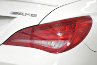 AMG CLAクラス CLA45 4ﾏﾁｯｸ ﾚｰﾀﾞｰｾｰﾌﾃｨP 高出力ｴﾝｼﾞﾝ360馬力 ﾊﾟﾉﾗﾏｻﾝﾙｰﾌ ﾋｰﾀｰ黒革 ﾃﾞｨｽﾄﾛﾆｯｸﾌﾟﾗｽ ﾌﾞﾗｲﾝﾄﾞｽﾎﾟｯﾄ AMGｴｱﾛ18AW 地ﾃﾞｼﾞ ﾊﾞｯｸｶﾒﾗ ﾊﾟｰｸﾄﾛﾆｯｸ 2年保証