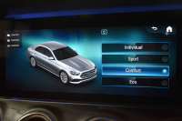 メルセデスベンツ Eクラス E200 ｽﾎﾟｰﾂ ｴｸｽｸﾙｰｼﾌﾞAMGﾗｲﾝｲﾝﾃﾘｱP ﾚｰﾀﾞｰｾｰﾌﾃｨP 後期型 MEｺﾈｸﾄ 燃費13.1KM 全席ﾋｰﾀｰ黒革 ﾃﾞｨｽﾄﾛ BSM Lﾁｪﾝｼﾞ AMGｴｱﾛ19AW ｷｰﾚｽGO ﾊﾟｰｸﾄﾛ HUD ﾌﾞﾙﾒS ﾏﾙﾁｶﾗｰｱﾝﾋﾞｴﾝﾄ 対話式ﾅﾋﾞ 360ｶﾒﾗ 2年保証