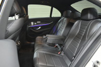 メルセデスベンツ Eクラス E200 ｽﾎﾟｰﾂ ｴｸｽｸﾙｰｼﾌﾞAMGﾗｲﾝｲﾝﾃﾘｱP ﾚｰﾀﾞｰｾｰﾌﾃｨP 後期型 MEｺﾈｸﾄ 燃費13.1KM 全席ﾋｰﾀｰ黒革 ﾃﾞｨｽﾄﾛ BSM Lﾁｪﾝｼﾞ AMGｴｱﾛ19AW ｷｰﾚｽGO ﾊﾟｰｸﾄﾛ HUD ﾌﾞﾙﾒS ﾏﾙﾁｶﾗｰｱﾝﾋﾞｴﾝﾄ 対話式ﾅﾋﾞ 360ｶﾒﾗ 2年保証