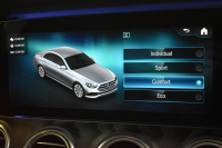 メルセデスベンツ Eクラス E200 ｽﾎﾟｰﾂ ｴｸｽｸﾙｰｼﾌﾞAMGﾗｲﾝｲﾝﾃﾘｱP ﾚｰﾀﾞｰｾｰﾌﾃｨP 後期型 MEｺﾈｸﾄ 燃費13.1KM 全席ﾋｰﾀｰ黒革 ﾃﾞｨｽﾄﾛ BSM Lﾁｪﾝｼﾞ AMGｴｱﾛ19AW ｷｰﾚｽGO ﾊﾟｰｸﾄﾛ HUD ﾌﾞﾙﾒS ﾏﾙﾁｶﾗｰｱﾝﾋﾞｴﾝﾄ 対話式ﾅﾋﾞ 360ｶﾒﾗ 2年保証