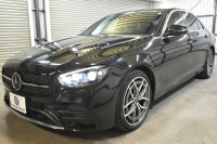 メルセデスベンツ Eクラス E200 ｽﾎﾟｰﾂ ｴｸｽｸﾙｰｼﾌﾞAMGﾗｲﾝｲﾝﾃﾘｱP ﾚｰﾀﾞｰｾｰﾌﾃｨP 1ｵｰﾅｰ 後期型 MEｺﾈｸﾄ 燃費13.1KM 全席ﾋｰﾀｰ黒革 ﾃﾞｨｽﾄﾛ BSM Lﾁｪﾝｼﾞ AMGｴｱﾛ19AW ｷｰﾚｽGO ﾊﾟｰｸﾄﾛ HUD ﾌﾞﾙﾒS ﾏﾙﾁｶﾗｰｱﾝﾋﾞｴﾝﾄ 対話式ﾅﾋﾞ 360ｶﾒﾗ 2年保証