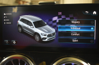 AMG GLB MercedesAMG GLB35 4ﾏﾁｯｸ ｱﾄﾞﾊﾞﾝｽﾄﾞﾊﾟｯｹｰｼﾞ ﾚｰﾀﾞｰｾｰﾌﾃｨP  1ｵ-ﾅ- ｻﾝﾙｰﾌ ﾋｰﾀｰ黒/赤革 対話式ﾅﾋﾞ ﾃﾞｨｽﾄﾛ BSM Lｷｰﾌﾟ AMGｴｱﾛ19AW ｷｰﾚｽGO PTS HUD  地ﾃﾞｼﾞﾅﾋﾞ 360ｶﾒﾗ 新車保証継承可