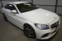 メルセデスベンツ Cクラス C200 ﾛｰﾚｳｽｴﾃﾞｨｼｮﾝ ﾚｻﾞｰｴｸｽｸﾙｰｼﾌﾞ ｽﾎﾟｰﾂ＋P ﾚｰﾀﾞｰｾｰﾌﾃｨP 最終特別仕様 MEｺﾈ BSG搭載 ﾋｰﾀｰｸｰﾗｰ赤革 ﾃﾞｨｽﾄﾛ BSM Lｷｰﾌﾟ AMGｴｱﾛ18AW ﾌﾞﾙﾒS 液晶ﾒｰﾀｰ  ﾌｯﾄﾄﾗﾝｸ HUD 地ﾃﾞｼﾞﾅﾋﾞ 360ｶﾒﾗ 2年保証