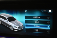 メルセデスベンツ Eクラス E220dﾜｺﾞﾝ ｽﾎﾟｰﾂ ｴｸｽｸﾙｰｼﾌﾞP AMGﾗｲﾝｲﾝﾃﾘｱP ﾚｰﾀﾞｰｾｰﾌﾃｨP 後期型 ﾊﾟﾉﾗﾏｻﾝﾙｰﾌ 全席ﾋｰﾀｰ黒革 ﾌﾞﾙﾒｽﾀｰ HUD ﾃﾞｨｽﾄﾛ BSM Lﾁｪﾝｼﾞ AMGｴｱﾛ19AW MBUXﾅﾋﾞTV 360ｶﾒﾗ ｷｰﾚｽｺﾞｰ  ﾏﾙﾁｶﾗｰｱﾝﾋﾞｴﾝﾄ 2年保証