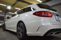 メルセデスベンツ Cクラス C200ﾜｺﾞﾝ AVG AMGﾗｲﾝ ﾊﾟﾉﾗﾏｻﾝﾙｰﾌ ﾚｰﾀﾞｰSP 後期型 ﾐｰｺﾈｸﾄ ﾃﾞｨｽﾄﾛ ﾚｰﾝﾁｪﾝｼﾞｱｼｽﾄ ﾌﾞﾗｲﾝﾄﾞS  ﾋｰﾀｰ黒革 AMGｴｱﾛ18AW ｷｰﾚｽGo PTS 電動Rｹﾞｰﾄ 地ﾃﾞｼﾞBｶﾒﾗ 2年保証