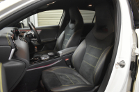 メルセデスベンツ Aクラス A180 Edition1 ﾚｰﾀﾞｰSP 限定150台 MEｺﾈｸﾄ MBUXｼｽﾃﾑ Edition1専用内装 ﾃﾞｨｽﾄﾛﾆｯｸﾌﾟﾗｽ ﾌﾞﾗｲﾝﾄﾞｽﾎﾟｯﾄ ﾚｰﾝﾁｪﾝｼﾞ AMGｴｱﾛ19AW ﾏﾙﾁLED ｷｰGO PTS HUD 10.25ｲﾝﾁｺｯｸﾋﾟｯﾄﾃﾞｨｽﾌﾟﾚｲ 360ｶﾒﾗ 2年保証