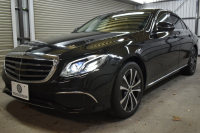 メルセデスベンツ Eクラス E450 4ﾏﾁｯｸ EXCLUSIVE ｴｸｽｸﾙｰｼﾌﾞPKG ﾚｰﾀﾞｰｾｰﾌﾃｨP 367馬力 V6 4WD ﾊﾟﾉﾗﾏｻﾝﾙｰﾌ ﾋｰﾀｰｸｰﾗｰ茶革 ﾃﾞｨｽﾄﾛ BSM Lﾁｪﾝｼﾞ 専用18AW ｷｰﾚｽGO PTS ﾌｯﾄﾄﾗﾝｸ ﾌﾞﾙﾒｽﾀｰS 地ﾃﾞｼﾞﾅﾋﾞ 360ｶﾒﾗ 2年保証