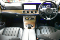 メルセデスベンツ Eクラス E400 4ﾏﾁｯｸ EXCLUSIVE ﾚｰﾀﾞｰｾｰﾌﾃｨP 333馬力V6 4WD ﾋｰﾀｰ黒革 HUD ﾃﾞｨｽﾄﾛ BSM Lﾁｪﾝｼﾞ 専用18AW ｷｰﾚｽGO PTS ﾌｯﾄﾄﾗﾝｸ 地ﾃﾞｼﾞﾅﾋﾞ 360ｶﾒﾗ ﾏﾙﾁｱﾝﾋﾞｴﾝﾄﾗｲﾄ 2年保証