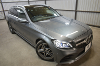 メルセデスベンツ Cクラス C200 ﾛｰﾚｳｽｴﾃﾞｨｼｮﾝ ｽﾎﾟｰﾂ+P ﾚｰﾀﾞｰｾｰﾌﾃｨP 最終特別仕様  9速 BSG搭載 ﾊﾟﾉﾗﾏｻﾝR HUD ﾋｰﾀｰ黒革 ﾃﾞｨｽﾄﾛ BSM Lｷｰﾌﾟ AMGｴｱﾛ18AW ｷｰﾚｽGo PTS 液晶ﾒｰﾀｰ LEDﾍｯﾄﾞﾗｲﾄ 地ﾃﾞｼﾞﾅﾋﾞ Bｶﾒﾗ 2年保証