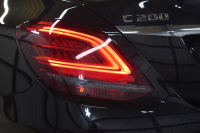 メルセデスベンツ Cクラス C200 ﾛｰﾚｳｽｴﾃﾞｨｼｮﾝ ｽﾎﾟｰﾂ＋P ﾚｰﾀﾞｰｾｰﾌﾃｨP 最終特別仕様 MEｺﾈ BSG搭載 ﾋｰﾀｰ黒革 ﾃﾞｨｽﾄﾛ BSM Lｷｰﾌﾟ AMGｴｱﾛ18AW 液晶ﾒｰﾀｰ HUD 地ﾃﾞｼﾞﾅﾋﾞ ﾊﾞｯｸｶﾒﾗ 2年保証