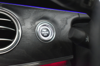 メルセデスベンツ Eクラス E200ﾜｺﾞﾝ AVG BSG搭載 AMGﾗｲﾝ ｴｸｽｸﾙｰｼﾌﾞP ﾚｰﾀﾞｰｾｰﾌﾃｨP ﾊﾟﾉﾗﾏｻﾝﾙｰﾌ 革 AMGｴｱﾛ19AW ﾌﾞﾙﾒｽﾀｰS HUD ｴｱﾊﾞﾗﾝｽP ﾅﾋﾞTV 360ｶﾒﾗ ﾌｯﾄｹﾞｰﾄ ﾃﾞｨｽﾄﾛﾆｯｸ ﾌﾞﾗｲﾝﾄﾞS 2年保証