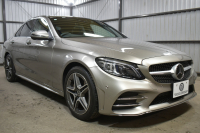 メルセデスベンツ Cクラス C200 AVG AMGﾗｲﾝ ﾚｻﾞｰｴｸｽｸﾙｰｼﾌﾞP ﾚｰﾀﾞｰｾｰﾌﾃｨP 後期 ﾊﾟﾉﾗﾏｻﾝﾙｰﾌ 革 ﾌﾞﾙﾒｽﾀｰS HUD ｴｱﾊﾞﾗﾝｽP 液晶ﾒｰﾀｰ ﾌｯﾄﾄﾗﾝｸ AMGｴｱﾛ18AW ﾃﾞｨｽﾄﾛ ﾌﾞﾗｲﾝﾄﾞS ﾚｰﾝｷｰﾌﾟ ﾅﾋﾞTV Bｶﾒﾗ ｷｰﾚｽｺﾞｰ 2年保証