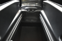 メルセデスベンツ Eクラス E200 ｽﾎﾟｰﾂ BSG搭載 ｴｸｽｸﾙｰｼﾌﾞP AMGﾗｲﾝｲﾝﾃﾘｱP ﾚｰﾀﾞｰｾｰﾌﾃｨP 後期型 ﾊﾟﾉﾗﾏｻﾝﾙｰﾌ 革 ﾌﾞﾙﾒｽﾀｰ HUD ｴｱﾊﾞﾗﾝｽP ﾊﾟﾜｰﾄﾗﾝｸ AMGｴｱﾛ19AW MBUXARﾅﾋﾞTV 360ｶﾒﾗ ﾜｲﾔﾚｽﾁｬｰｼﾞ ﾃﾞｨｽﾄﾛ ﾌﾞﾗｲﾝﾄﾞS ﾚｰﾝｷｰﾌﾟ 2年保証