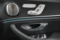 メルセデスベンツ Eクラス E200 ｽﾎﾟｰﾂ BSG搭載 ｴｸｽｸﾙｰｼﾌﾞP AMGﾗｲﾝｲﾝﾃﾘｱP ﾚｰﾀﾞｰｾｰﾌﾃｨP 後期型 ﾊﾟﾉﾗﾏｻﾝﾙｰﾌ 革 ﾌﾞﾙﾒｽﾀｰ HUD ｴｱﾊﾞﾗﾝｽP ﾊﾟﾜｰﾄﾗﾝｸ AMGｴｱﾛ19AW MBUXARﾅﾋﾞTV 360ｶﾒﾗ ﾜｲﾔﾚｽﾁｬｰｼﾞ ﾃﾞｨｽﾄﾛ ﾌﾞﾗｲﾝﾄﾞS ﾚｰﾝｷｰﾌﾟ 2年保証