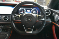 メルセデスベンツ Eクラス E200 ｸｰﾍﾟ ｽﾎﾟｰﾂ ﾚｻﾞｰﾊﾟｯｹｰｼﾞ ﾚｰﾀﾞｰｾｰﾌﾃｨP ﾊﾟﾉﾗﾏｻﾝﾙｰﾌ ﾋｰﾀｰｸｰﾗｰ赤黒革 ﾃﾞｨｽﾄﾛ BSM Lﾁｪﾝｼﾞ AMGｴｱﾛ19AW ｷｰGO PTS ﾌﾞﾙﾒｽﾀｰ HUD 地ﾃﾞｼﾞ360ｶﾒﾗ 2年保証