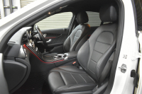 メルセデスベンツ Cクラス C220d AVG AMGﾗｲﾝ ﾚｰﾀﾞｰｾｰﾌﾃｨP 後期型  燃費18.9km  ﾋｰﾀｰ黒革 ﾃﾞｨｽﾄﾛ BSM Lﾁｪﾝｼﾞ 誤発進 AMGｴｱﾛ TWS19AW ｷｰﾚｽGO ﾊﾟｰｸﾄﾛ LEDﾍｯﾄﾞﾗｲﾄ ﾏﾙﾁｱﾝﾋﾞｴﾝﾄ 地ﾃﾞｼﾞﾅﾋﾞBｶﾒﾗ 2年保証