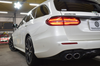 AMG Eクラス E53 4ﾏﾁｯｸ+ ﾜｺﾞﾝ ISG搭載 ｴｸｽｸﾙｰｼﾌﾞP ﾚｰﾀﾞｰｾｰﾌﾃｨP ﾊﾟﾉﾗﾏｻﾝﾙｰﾌ 革 ﾍﾞﾝﾁﾚｰﾀｰ ﾏｯｻｰｼﾞ ﾌﾞﾙﾒｽﾀｰS HUD ﾌｯﾄｹﾞｰﾄ ｴｱﾛ20AW ﾃﾞｨｽﾄﾛ ﾌﾞﾗｲﾝﾄﾞS ﾚｰﾝｷｰﾌﾟ ﾅﾋﾞTV 360ｶﾒﾗ ｷｰﾚｽｺﾞｰ 2年保証