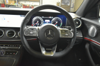 メルセデスベンツ Eクラス E350e AVG ｽﾎﾟｰﾂ ｴｸｽｸﾙｰｼﾌﾞP ﾚｰﾀﾞｰｾｰﾌﾃｨP PHV 1ｵｰﾅｰ ﾊﾟﾉﾗﾏｻﾝﾙｰﾌ 全席ﾋｰﾀｰ黒革 ﾃﾞｨｽﾄﾛ ﾚｰﾝﾁｪﾝｼﾞ ﾌﾞﾗｲﾝﾄﾞｽﾎﾟｯﾄ AMGｴｱﾛ19AW ｷｰGO PTS ﾌｯﾄｹﾞｰﾄ ﾌﾞﾙﾒｽﾀｰ 地デジ360ｶﾒ 2年保証