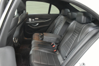 メルセデスベンツ Eクラス E350e AVG ｽﾎﾟｰﾂ ｴｸｽｸﾙｰｼﾌﾞP ﾚｰﾀﾞｰｾｰﾌﾃｨP PHV 1ｵｰﾅｰ ﾊﾟﾉﾗﾏｻﾝﾙｰﾌ 全席ﾋｰﾀｰ黒革 ﾃﾞｨｽﾄﾛ ﾚｰﾝﾁｪﾝｼﾞ ﾌﾞﾗｲﾝﾄﾞｽﾎﾟｯﾄ AMGｴｱﾛ19AW ｷｰGO PTS ﾌｯﾄｹﾞｰﾄ ﾌﾞﾙﾒｽﾀｰ 地デジ360ｶﾒ 2年保証