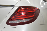 メルセデスベンツ Eクラス E350e AVG ｽﾎﾟｰﾂ ｴｸｽｸﾙｰｼﾌﾞP ﾚｰﾀﾞｰｾｰﾌﾃｨP PHV 1ｵｰﾅｰ ﾊﾟﾉﾗﾏｻﾝﾙｰﾌ 全席ﾋｰﾀｰ黒革 ﾃﾞｨｽﾄﾛ ﾚｰﾝﾁｪﾝｼﾞ ﾌﾞﾗｲﾝﾄﾞｽﾎﾟｯﾄ AMGｴｱﾛ19AW ｷｰGO PTS ﾌｯﾄｹﾞｰﾄ ﾌﾞﾙﾒｽﾀｰ 地デジ360ｶﾒ 2年保証