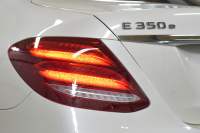 メルセデスベンツ Eクラス E350e AVG ｽﾎﾟｰﾂ ｴｸｽｸﾙｰｼﾌﾞP ﾚｰﾀﾞｰｾｰﾌﾃｨP PHV 1ｵｰﾅｰ ﾊﾟﾉﾗﾏｻﾝﾙｰﾌ 全席ﾋｰﾀｰ黒革 ﾃﾞｨｽﾄﾛ ﾚｰﾝﾁｪﾝｼﾞ ﾌﾞﾗｲﾝﾄﾞｽﾎﾟｯﾄ AMGｴｱﾛ19AW ｷｰGO PTS ﾌｯﾄｹﾞｰﾄ ﾌﾞﾙﾒｽﾀｰ 地デジ360ｶﾒ 2年保証