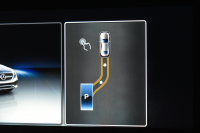 メルセデスベンツ Eクラス E300 ｸｰﾍﾟ ｽﾎﾟｰﾂ ｴｸｽｸﾙｰｼﾌﾞP ﾚｰﾀﾞｰｾｰﾌﾃｨP ﾊﾟﾉﾗﾏｻﾝﾙｰﾌ ﾋｰﾀｰｸｰﾗｰ赤黒革 ﾃﾞｨｽﾄﾛ BSM Lﾁｪﾝｼﾞ AMGｴｱﾛ19AW ｷｰGO PTS ﾌﾞﾙﾒｽﾀｰ HUD 地ﾃﾞｼﾞ360ｶﾒﾗ 2年保証