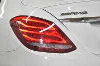 AMG Cクラス C43 4ﾏﾁｯｸ  ﾚｰﾀﾞｰｾｰﾌﾃｨP 3.0ﾘｯﾀｰV6ﾂｲﾝﾀｰﾎﾞ ﾊﾟﾉﾗﾏｻﾝﾙｰﾌ 革 ｴｱﾛ19AW ﾌﾞﾙﾒｽﾀｰｻｳﾝﾄﾞ ｴｱﾊﾞﾗﾝｽP ﾌｯﾄﾘｱｹﾞｰﾄ ﾃﾞｨｽﾄﾛ ﾌﾞﾗｲﾝﾄﾞS ﾚｰﾝｷｰﾌﾟ ﾅﾋﾞTV Bｶﾒﾗ ｷｰﾚｽｺﾞｰ 2年保証