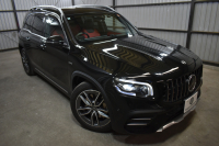 AMG GLB MercedesAMG GLB35 4ﾏﾁｯｸ AMGｱﾄﾞﾊﾞﾝｽﾄﾞ＆ﾊﾟﾌｫｰﾏﾝｽP ﾚｰﾀﾞｰｾｰﾌﾃｨP  ﾊﾟﾉﾗﾏｻﾝﾙｰﾌ ﾋｰﾀｰ黒/赤革 対話式ﾅﾋﾞ ﾃﾞｨｽﾄﾛﾆｯｸ ﾌﾞﾗｲﾝﾄﾞｽﾎﾟｯﾄ ﾚｰﾝｷｰﾌﾟ AMGｴｱﾛ19AW ｷｰﾚｽGO PTS ﾍｯﾄﾞｱｯﾌﾟD  地ﾃﾞｼﾞﾅﾋﾞ 360ｶﾒﾗ