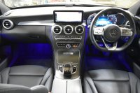 メルセデスベンツ Cクラス C200 ﾛｰﾚｳｽED ｽﾎﾟｰﾂﾌﾟﾗｽP ﾚｰﾀﾞｰｾｰﾌﾃｨP 後期 革 ﾍｯﾄﾞｱｯﾌﾟD 液晶ﾒｰﾀｰ ﾌｯﾄﾄﾗﾝｸ ﾜｲﾔﾚｽﾁｬｰｼﾞ ｴｱｻｽ AMGｴｱﾛ18AW ﾃﾞｨｽﾄﾛﾆｯｸ ﾌﾞﾗｲﾝﾄﾞｽﾎﾟｯﾄ ﾚｰﾝｷｰﾌﾟ ﾅﾋﾞTV ﾊﾞｯｸｶﾒﾗ ｷｰﾚｽｺﾞｰ 2年保証