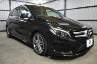 メルセデスベンツ Bクラス B250 4ﾏﾁｯｸ ｽﾎﾟｰﾂ ﾚｻﾞｰｴｸｽｸﾙｰｼﾌﾞP ﾚｰﾀﾞｰｾｰﾌﾃｨP ﾊﾟﾉﾗﾏSR ﾋｰﾀｰ革 ﾃﾞｨｽﾄﾛ ﾌﾞﾗｲﾝﾄﾞS ｷｰﾚｽGo ﾊｰﾏﾝK 地ﾃﾞｼﾞBｶﾒﾗ ﾏﾙﾁｱﾝﾋﾞｴﾝﾄ LEDﾗｲﾄ