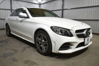 メルセデスベンツ Cクラス C220d ﾛｰﾚｳｽED ｽﾎﾟｰﾂﾌﾟﾗｽP ﾚｰﾀﾞｰｾｰﾌﾃｨP 後期 ﾋｰﾀｰ革 HUD ﾊﾞｯｸｶﾒﾗ 液晶ﾒｰﾀｰ ﾌｯﾄｹﾞｰﾄ ﾜｲﾔﾚｽC AMGｴｱﾛ18AW ﾃﾞｨｽﾄﾛ ﾌﾞﾗｲﾝﾄﾞS ﾅﾋﾞTV ｷｰﾚｽｺﾞｰ 2年保証