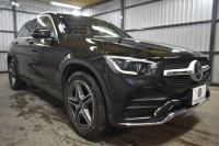 メルセデスベンツ GLC GLC220d 4ﾏﾁｯｸ  AMGﾗｲﾝ ﾚｻﾞｰｴｸｽｸﾙｰｼﾌﾞ ﾚｰﾀﾞｰｾｰﾌﾃｨP 後期型 1ｵｰﾅｰ車両 ｻﾝﾙｰﾌ 全席ﾋｰﾀｰ赤黒革 ﾃﾞｨｽﾄﾛﾆｯｸﾌﾟﾗｽ ﾌﾞﾗｲﾝﾄﾞｽﾎﾟｯﾄ ﾚｰﾝｷｰﾌﾟ AMGｴｱﾛ19AW ｷｰGO PTS ﾌｯﾄｹﾞｰﾄ HUD ﾌﾞﾙﾒｽﾀｰS 地ﾃﾞｼﾞﾅﾋﾞ 360ｶﾒﾗ 2年保証