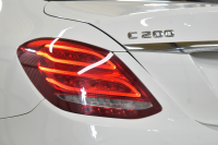 メルセデスベンツ Cクラス C200AVG AMGﾗｲﾝ ﾚｰﾀﾞｰｾｰﾌﾃｨP 高出力Eg ﾋｰﾀｰ革  ﾃﾞｨｽﾄﾛﾆｯｸ ﾌﾞﾗｲﾝﾄﾞS Lｷｰﾌﾟ ｷ-ﾚｽGo AMGｴｱﾛ18AW 地ﾃﾞｼﾞBｶﾒﾗ ﾊﾟｰｸﾄﾛ 2年保証