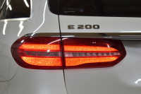 メルセデスベンツ Eクラス E200ﾜｺﾞﾝ AVG AMGﾗｲﾝ ｴｸｽｸﾙｰｼﾌﾞP ﾚｰﾀﾞｰｾｰﾌﾃｨP 革 AMGｴｱﾛ19AW ﾌﾞﾙﾒｽﾀｰS HUD ｴｱﾊﾞﾗﾝｽP ﾅﾋﾞTV 360ｶﾒﾗ ﾌｯﾄｹﾞｰﾄ ﾃﾞｨｽﾄﾛﾆｯｸ ﾌﾞﾗｲﾝﾄﾞS 2年保証