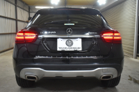 メルセデスベンツ GLA GLA220 4M ﾚｻﾞｰEXC ﾚｰﾀﾞｰSP  後期型 184馬力 4WD  ﾊﾟﾉﾗﾏｻﾝﾙｰﾌ ﾋｰﾀｰ黒革 ﾃﾞｨｽﾄﾛ Bｽﾎﾟｯﾄ 専用18AW&ﾊﾞﾝﾊﾟｰ 駐車支援 ｷｰGO ﾊｰﾏﾝK PTS ﾌｯﾄｹﾞｰﾄ 地ﾃﾞｼﾞBｶﾒﾗ 2年保証