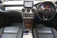 メルセデスベンツ GLA GLA220 4M ﾚｻﾞｰEXC ﾚｰﾀﾞｰSP  後期型 184馬力 4WD  ﾊﾟﾉﾗﾏｻﾝﾙｰﾌ ﾋｰﾀｰ黒革 ﾃﾞｨｽﾄﾛ Bｽﾎﾟｯﾄ 専用18AW&ﾊﾞﾝﾊﾟｰ 駐車支援 ｷｰGO ﾊｰﾏﾝK PTS ﾌｯﾄｹﾞｰﾄ 地ﾃﾞｼﾞBｶﾒﾗ 2年保証