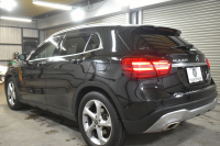 メルセデスベンツ GLA GLA220 4M ﾚｻﾞｰEXC ﾚｰﾀﾞｰSP  後期型 184馬力 4WD  ﾊﾟﾉﾗﾏｻﾝﾙｰﾌ ﾋｰﾀｰ黒革 ﾃﾞｨｽﾄﾛ Bｽﾎﾟｯﾄ 専用18AW&ﾊﾞﾝﾊﾟｰ 駐車支援 ｷｰGO ﾊｰﾏﾝK PTS ﾌｯﾄｹﾞｰﾄ 地ﾃﾞｼﾞBｶﾒﾗ 2年保証