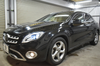 メルセデスベンツ GLA GLA220 4M ﾚｻﾞｰEXC ﾚｰﾀﾞｰSP  後期型 184馬力 4WD  ﾊﾟﾉﾗﾏｻﾝﾙｰﾌ ﾋｰﾀｰ黒革 ﾃﾞｨｽﾄﾛ Bｽﾎﾟｯﾄ 専用18AW&ﾊﾞﾝﾊﾟｰ 駐車支援 ｷｰGO ﾊｰﾏﾝK PTS ﾌｯﾄｹﾞｰﾄ 地ﾃﾞｼﾞBｶﾒﾗ 2年保証
