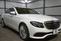 メルセデスベンツ Eクラス E450 4ﾏﾁｯｸ EXCLUSIVE ｴｸｽｸﾙｰｼﾌﾞPKG ﾚｰﾀﾞｰｾｰﾌﾃｨP 367馬力 V6 4WD ﾊﾟﾉﾗﾏｻﾝﾙｰﾌ ﾋｰﾀｰｸｰﾗｰ黒革 ﾃﾞｨｽﾄﾛ BSM Lﾁｪﾝｼﾞ 専用18AW ｷｰﾚｽGO PTS ﾌｯﾄﾄﾗﾝｸ ﾌﾞﾙﾒｽﾀｰS 地ﾃﾞｼﾞﾅﾋﾞ 360ｶﾒﾗ 2年保証