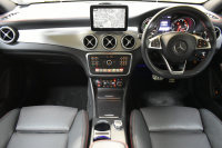 メルセデスベンツ CLAクラス CLA180 ｽﾎﾟｰﾂ AMGﾚｻﾞｰｴｸｽｸﾙｰｼﾌﾞ ﾚｰﾀﾞｰｾｰﾌﾃｨP 後期型  ﾊﾟﾉﾗﾏｻﾝﾙｰﾌ ﾋｰﾀｰ黒革 ﾊｰﾏﾝK ｷｰﾚｽGo ﾃﾞｨｽﾄﾛ Bｽﾎﾟｯﾄ AMGｴｱﾛ18AW LEDﾍｯﾄﾞ PTS 地ﾃﾞｼﾞBｶﾒﾗ 2年保証
