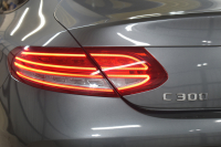 メルセデスベンツ Cクラス C300ｸｰﾍﾟ ｽﾎﾟｰﾂ ﾚｰﾀﾞｰSP（受注生産) ﾋｰﾀｰ赤本革 ﾍｯﾄﾞｱｯﾌﾟﾃﾞｨｽﾌﾟﾚｲ ﾃﾞｨｽﾄﾛ ﾌﾞﾗｲﾝﾄﾞS Lｷｰﾌﾟ AMGｴｱﾛ19AW ｷｰﾚｽGo PTS LEDﾍｯﾄﾞﾗｲﾄ 地ﾃﾞｼﾞBｶﾒﾗ 2年保証