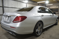 メルセデスベンツ Eクラス E220d AVG ｽﾎﾟｰﾂ ﾚｻﾞｰﾊﾟｯｹｰｼﾞ ﾚｰﾀﾞｰｾｰﾌﾃｨP ﾃﾞｨｰｾﾞﾙ燃費21.0km  全席ﾋｰﾀｰ黒革 ﾌﾞﾙﾒｽﾀｰ HUD ﾃﾞｨｽﾄﾛ BSM Lﾁｪﾝｼﾞ AMGｴｱﾛ19AW ｷｰﾚｽGO ﾊﾟｰｸﾄﾛ 電動ﾄﾗﾝｸ 地ﾃﾞｼﾞﾅﾋﾞ 360ｶﾒﾗ 2年保証