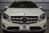 メルセデスベンツ GLA GLA220 4M ﾚｻﾞｰｴｸｽｸﾙｰｼﾌﾞﾌﾟﾚﾐｱﾑP  ﾚｰﾀﾞｰｾｰﾌﾃｨP 後期型 184馬力 4WD ﾊﾟﾉﾗﾏｻﾝﾙｰﾌ ﾋｰﾀｰ黒革 ﾃﾞｨｽﾄﾛ ﾌﾞﾗｲﾝﾄﾞｽﾎﾟｯﾄ 専用18AW&ﾊﾞﾝﾊﾟｰ 駐車支援 ｷｰGO ﾊｰﾏﾝｶｰﾄﾞﾝ PTS ﾌｯﾄｹﾞｰﾄ 地ﾃﾞｼﾞBｶﾒﾗ 2年保証