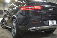 メルセデスベンツ GLE GLE350d 4ﾏﾁｯｸ ｽﾎﾟｰﾂ ﾚｰﾀﾞｰP 3.0ℓV型6気筒ﾀｰﾎﾞ 全席ﾋｰﾀｰ黒革 ﾊﾟﾉﾗﾏｻﾝﾙｰﾌ ﾊｰﾏﾝｶｰﾄﾞﾝ ﾃﾞｨｽﾄﾛ ﾌﾞﾗｲﾝﾄﾞｽﾎﾟｯﾄ ﾚｰﾝｷｰﾌﾟ AMGｴｱﾛ20AW ｻｲﾄﾞﾗﾝﾆﾝｸﾞﾎﾞｰﾄﾞ地ﾃﾞｼﾞﾅﾋﾞ360ｶﾒﾗ ﾊﾟｰｸﾄﾛ 2年保証