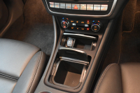 メルセデスベンツ GLA GLA220 4ﾏﾁｯｸ ﾌﾟﾚﾐｱﾑP  ﾚｰﾀﾞｰｾｰﾌﾃｨP   4WD ﾊﾟﾉﾗﾏｻﾝﾙｰﾌ ﾊｰﾏﾝｶｰﾄﾞﾝｻｳﾝﾄﾞ ﾏﾙﾁｶﾗｰｱﾝﾋﾞｴﾝﾄ 革 ﾅﾋﾞTV ﾃﾞｨｽﾄﾛ ﾌﾞﾗｲﾝﾄﾞS ﾚｰﾝｷｰﾌﾟ ﾌｯﾄｹﾞｰﾄ ﾊﾞｯｸｶﾒﾗ ｷｰﾚｽｺﾞｰ 2年保証