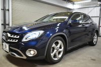 メルセデスベンツ GLA GLA220 4ﾏﾁｯｸ ﾌﾟﾚﾐｱﾑP  ﾚｰﾀﾞｰｾｰﾌﾃｨP   4WD ﾊﾟﾉﾗﾏｻﾝﾙｰﾌ ﾊｰﾏﾝｶｰﾄﾞﾝｻｳﾝﾄﾞ ﾏﾙﾁｶﾗｰｱﾝﾋﾞｴﾝﾄ 革 ﾅﾋﾞTV ﾃﾞｨｽﾄﾛ ﾌﾞﾗｲﾝﾄﾞS ﾚｰﾝｷｰﾌﾟ ﾌｯﾄｹﾞｰﾄ ﾊﾞｯｸｶﾒﾗ ｷｰﾚｽｺﾞｰ 2年保証
