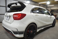 AMG Aクラス A45AMG 4ﾏﾁｯｸ ｴﾃﾞｨｼｮﾝ1 400台限定 ｾｰﾌﾃｨP 360馬力 ﾋｰﾀｰ黒革 AMGﾊﾟﾌｫｰﾏﾝｽｼｰﾄ&ｽﾃｱﾘﾝｸﾞﾃﾞｨｽﾄﾛ 専用ｴｱﾛ 専用ｲﾝﾃﾘｱ AMG19AW 赤ｷｬﾘﾊﾟｰ ﾌﾞﾗｲﾝﾄﾞｽﾎﾟｯﾄ CPA+ 地デジHDDﾅﾋﾞBｶﾒﾗ 2年保証